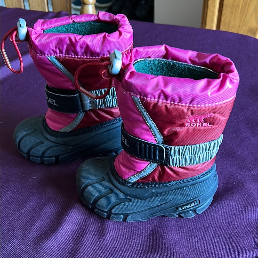 Sorel Child Flurry Winter Boots 8T {Pink & Black}